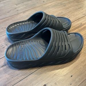 Hoka Slides